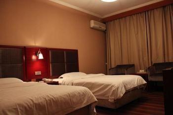 Dongfang Hotel Harbin Exterior foto